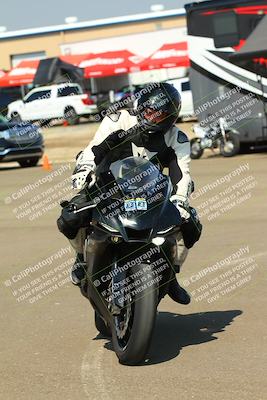 media/Sep-20-2025-TrackDaz (Sat) [[27f0cde673]]/Around the Pits/